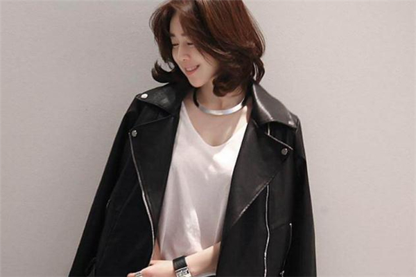 皮夾克可以熨燙嗎 熨燙方法要注意 皮夾克可以熨燙嗎 熨燙方法要注意