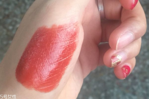 歐萊雅紛澤滋潤唇膏試色 歐萊雅紛澤滋潤口紅 歐萊雅紛澤滋潤唇膏試色 歐萊雅紛澤滋潤口紅