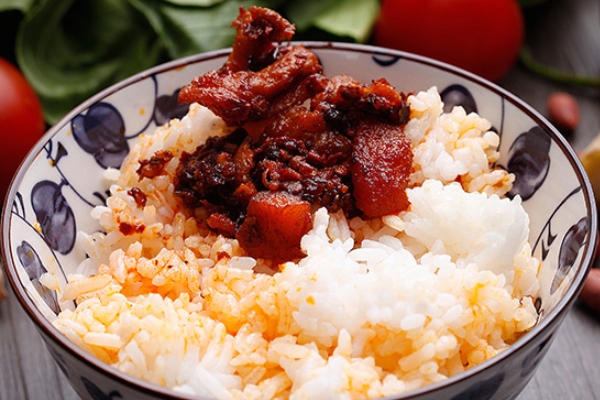 辣子雞能隔夜吃嗎 這樣保存就可以 辣子雞能隔夜吃嗎 這樣保存就可以