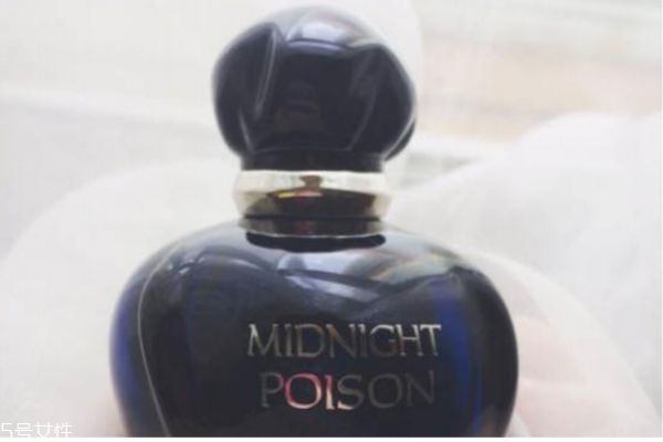 迪奧藍(lán)毒好聞嗎 迪奧藍(lán)毒女士香水香調(diào) 迪奧藍(lán)毒好聞嗎 迪奧藍(lán)毒女士香水香調(diào)