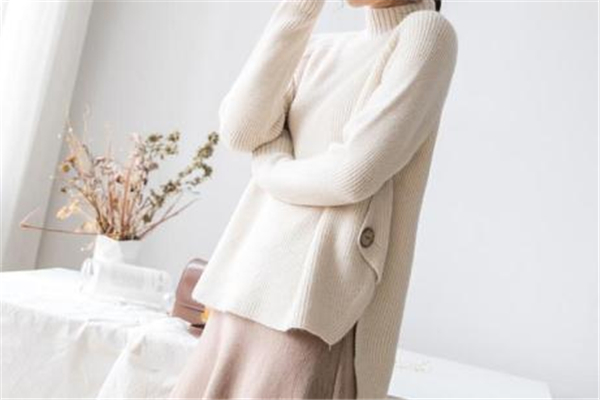 什么款式的毛衣顯瘦 認(rèn)準(zhǔn)這三點(diǎn) 什么款式的毛衣顯瘦 認(rèn)準(zhǔn)這三點(diǎn)