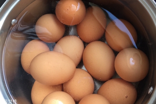 茶葉蛋要放醬油嗎 可以不放 茶葉蛋要放醬油嗎 可以不放