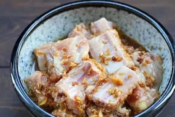 排骨怎么焯水去腥 冷水焯水 排骨怎么焯水去腥 冷水焯水