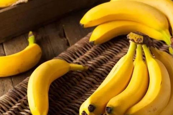香蕉帶麻點好嗎 人工催熟無麻點 香蕉帶麻點好嗎 人工催熟無麻點