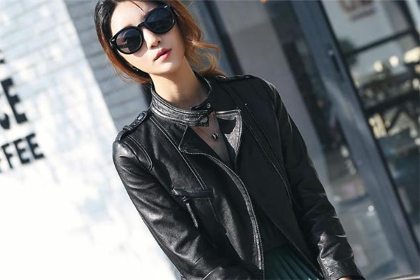 皮夾克有褶子怎么辦 用這招解決 皮夾克有褶子怎么辦 用這招解決