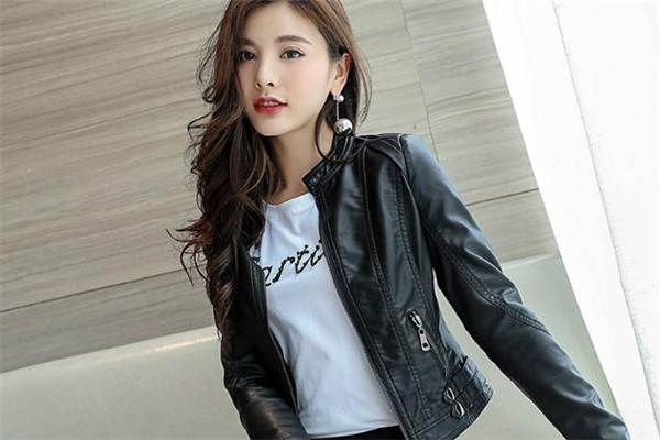 皮夾克有劃痕怎么辦 雞蛋清可以修復(fù) 皮夾克有劃痕怎么辦 雞蛋清可以修復(fù)