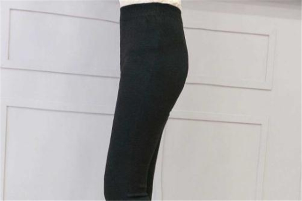 羊毛褲可以機(jī)洗嗎 對(duì)褲子有損傷 羊毛褲可以機(jī)洗嗎 對(duì)褲子有損傷