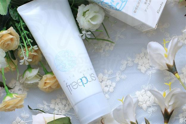 氨基酸洗面奶適合痘痘肌嗎 可以放心使用 氨基酸洗面奶適合痘痘肌嗎 可以放心使用