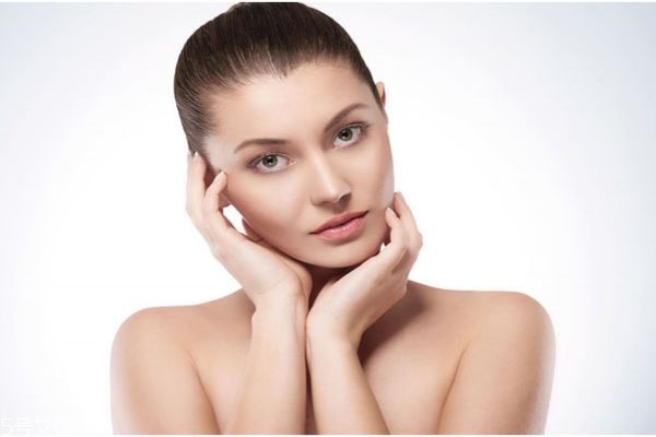 反復(fù)長(zhǎng)痘痘怎么辦 反復(fù)長(zhǎng)痘痘怎么調(diào)理 反復(fù)長(zhǎng)痘痘怎么辦 反復(fù)長(zhǎng)痘痘怎么調(diào)理