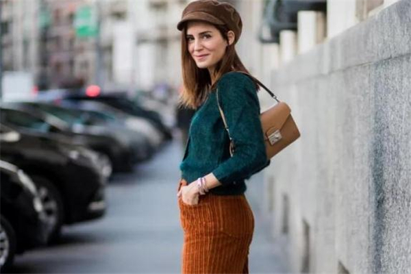 燈芯絨褲子顯瘦嗎 選對版型瘦十斤 燈芯絨褲子顯瘦嗎 選對版型瘦十斤