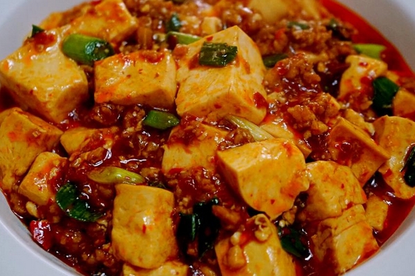 麻婆豆腐可以放老抽嗎 當(dāng)然是可以的 麻婆豆腐可以放老抽嗎 當(dāng)然是可以的