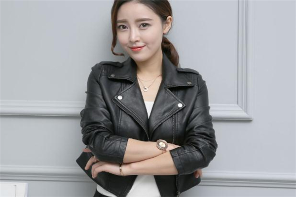 皮夾克可以干洗嗎 干洗有助于保養(yǎng) 皮夾克可以干洗嗎 干洗有助于保養(yǎng)