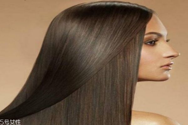 發(fā)膜能接觸頭皮嗎 千萬不能接觸頭皮 發(fā)膜能接觸頭皮嗎 千萬不能接觸頭皮