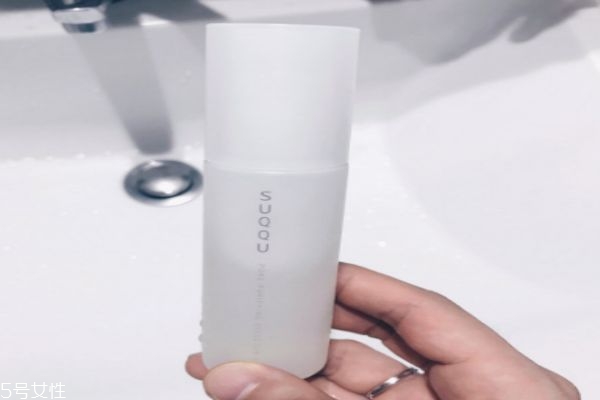 suqqu毛孔精華成分 ?suqqu毛孔精華使用步驟 suqqu毛孔精華成分 ?suqqu毛孔精華使用步驟