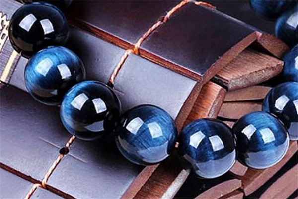 藍虎眼石怎么消磁 御守鹽凈化法 藍虎眼石怎么消磁 御守鹽凈化法