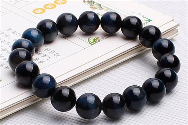 藍虎眼石怎么消磁 御守鹽凈化法 藍虎眼石怎么消磁 御守鹽凈化法