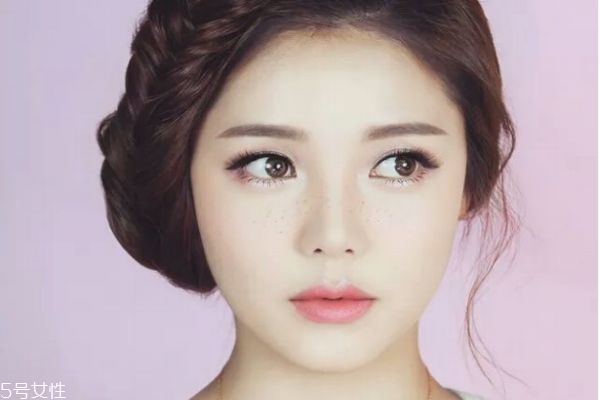 韓式流行復(fù)古妝容教程 教你化網(wǎng)紅妝 韓式流行復(fù)古妝容教程 教你化網(wǎng)紅妝