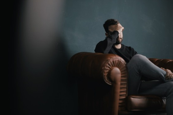 如何判斷自己是玻璃心 3特點(diǎn)代表你很玻璃心 如何判斷自己是玻璃心 3特點(diǎn)代表你很玻璃心