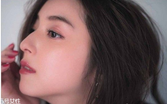 日系妝容需要什么 秋冬高級感十足的日系妝容 日系妝容需要什么 秋冬高級感十足的日系妝容