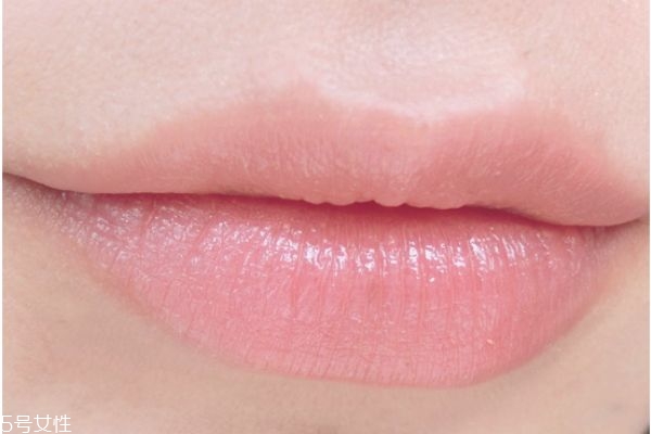 高俊熙妝容教程 韓式眼妝的畫(huà)法步驟 高俊熙妝容教程 韓式眼妝的畫(huà)法步驟