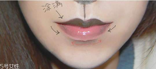 2018圣誕節(jié)創(chuàng)意妝容教程 圣誕小鹿妝 2018圣誕節(jié)創(chuàng)意妝容教程 圣誕小鹿妝