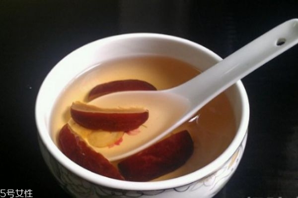 冬天喝什么養(yǎng)生茶好 適合冬季喝的養(yǎng)生茶 冬天喝什么養(yǎng)生茶好 適合冬季喝的養(yǎng)生茶