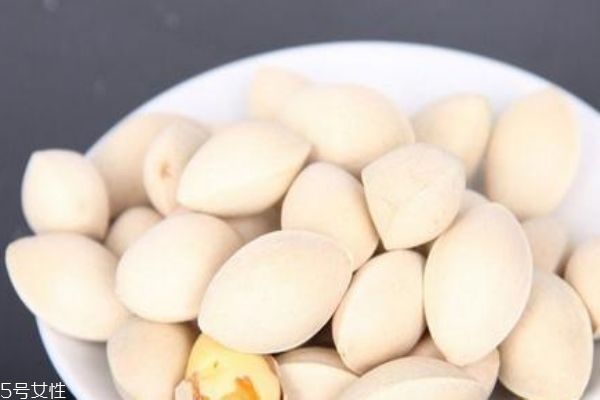 冬季補(bǔ)腎吃什么食物好 冬季補(bǔ)腎的食物 冬季補(bǔ)腎吃什么食物好 冬季補(bǔ)腎的食物