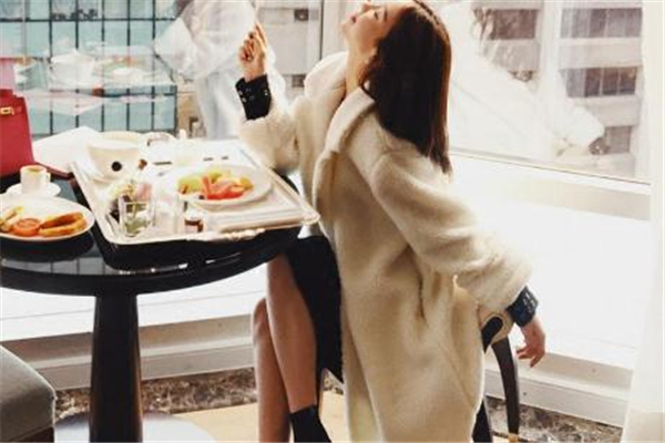 今年流行什么版型大衣 這三款一定要買(mǎi) 今年流行什么版型大衣 這三款一定要買(mǎi)