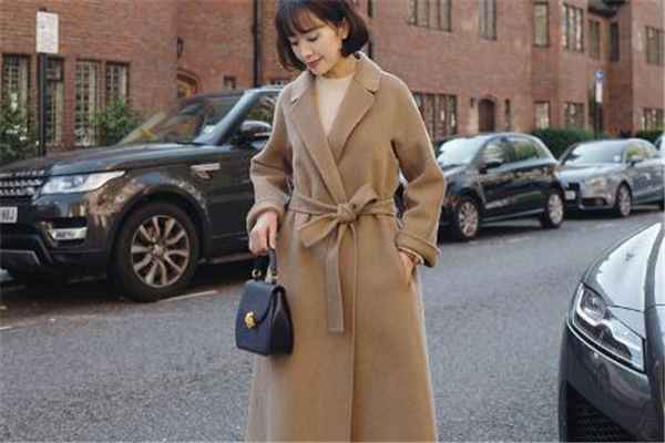 今年流行什么版型大衣 這三款一定要買(mǎi) 今年流行什么版型大衣 這三款一定要買(mǎi)