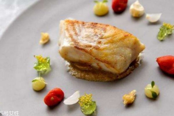 清蒸鱈魚蒸幾分鐘 時(shí)間不要太久 清蒸鱈魚蒸幾分鐘 時(shí)間不要太久