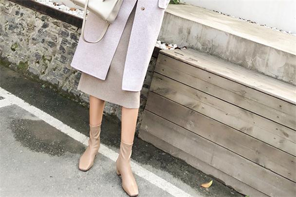 靴子里面臟了怎么清洗 用刷子刷 靴子里面臟了怎么清洗 用刷子刷