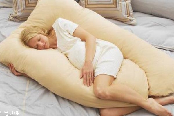 孕期水腫正常嗎 孕期水腫屬于正?，F(xiàn)象