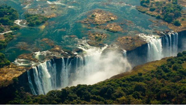 一生必去的15個(gè)旅游景點(diǎn) 絕世美景等著你 一生必去的15個(gè)旅游景點(diǎn) 絕世美景等著你