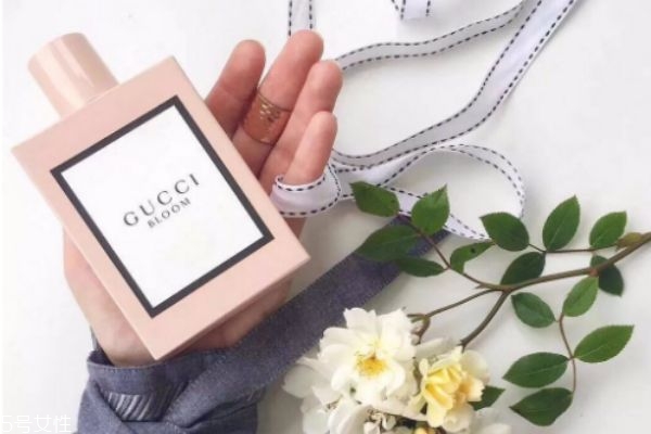gucci bloom香水有什么特點(diǎn) gucci bloom香水適合人群 gucci bloom香水有什么特點(diǎn) gucci bloom香水適合人群