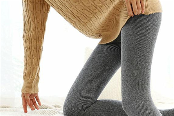 連褲襪怎么搭配 根據(jù)不同場(chǎng)合 連褲襪怎么搭配 根據(jù)不同場(chǎng)合