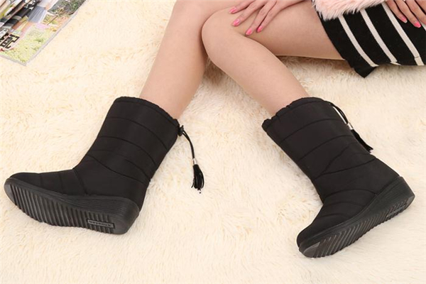 充電保暖鞋價格 多在百元以內(nèi) 充電保暖鞋價格 多在百元以內(nèi)