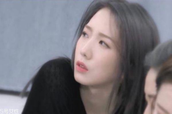 2019顯白洋氣的發(fā)色 顯洋氣顯白的頭發(fā)顏色 2019顯白洋氣的發(fā)色 顯洋氣顯白的頭發(fā)顏色