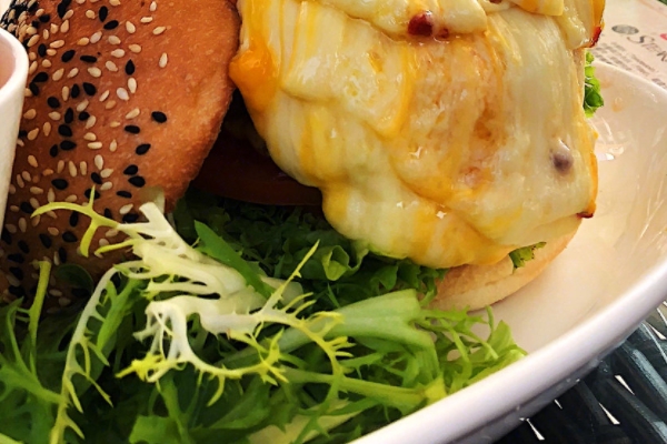 天天吃漢堡會怎么樣 可能導致營養(yǎng)不良 天天吃漢堡會怎么樣 可能導致營養(yǎng)不良