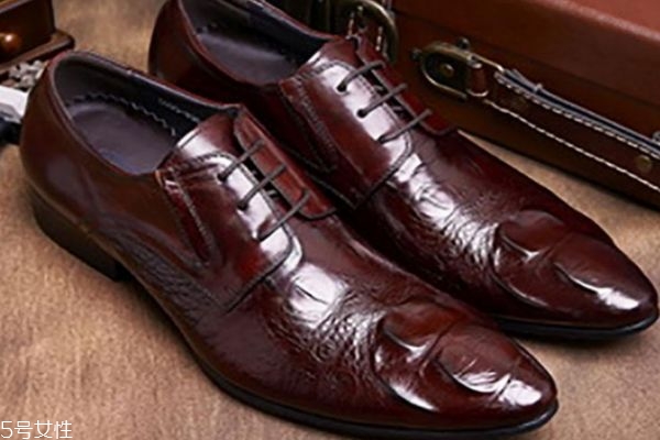 真皮皮鞋怎么保養(yǎng) 皮鞋正確清洗方法 真皮皮鞋怎么保養(yǎng) 皮鞋正確清洗方法