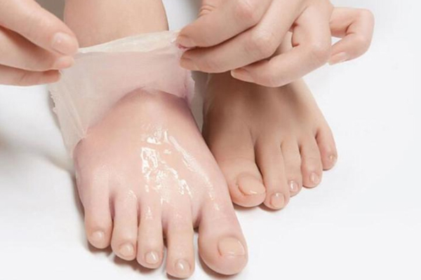 足膜什么材質(zhì)好 無(wú)紡布vs蠶絲vs生物纖維 足膜什么材質(zhì)好 無(wú)紡布vs蠶絲vs生物纖維