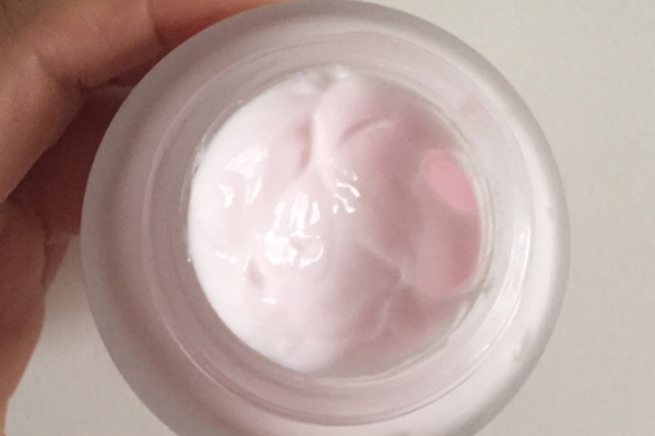 美加凈銀耳滋養(yǎng)珍珠霜怎么樣 平價但好用 美加凈銀耳滋養(yǎng)珍珠霜怎么樣 平價但好用