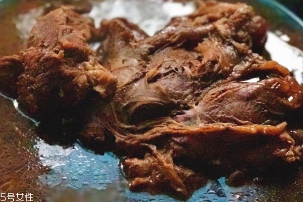 如何自制鹵牛肉 鹵牛肉選什么部位的肉 如何自制鹵牛肉 鹵牛肉選什么部位的肉