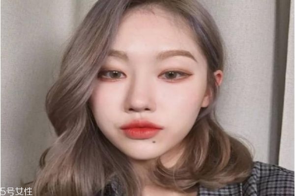 染頭發(fā)過敏怎么辦 2019年流行發(fā)色大全 染頭發(fā)過敏怎么辦 2019年流行發(fā)色大全