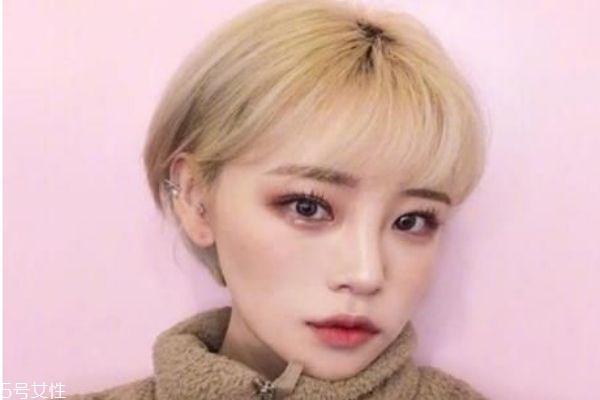 2019顯白洋氣的發(fā)色 顯洋氣顯白的頭發(fā)顏色 2019顯白洋氣的發(fā)色 顯洋氣顯白的頭發(fā)顏色