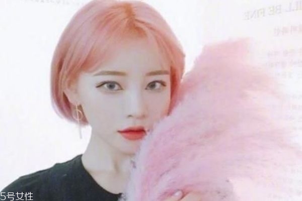 2019顯白洋氣的發(fā)色 顯洋氣顯白的頭發(fā)顏色 2019顯白洋氣的發(fā)色 顯洋氣顯白的頭發(fā)顏色