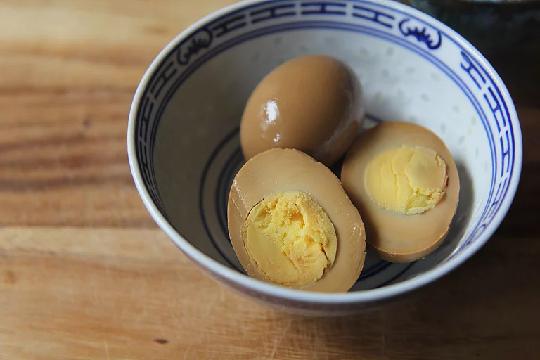 鹵蛋怎么做蛋黃才流水 蛋白香蛋黃不干澀 鹵蛋怎么做蛋黃才流水 蛋白香蛋黃不干澀