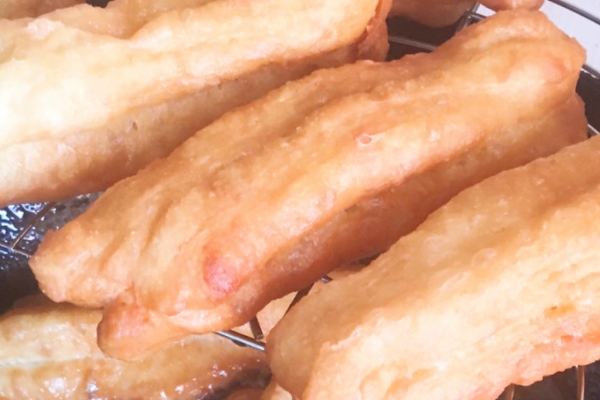 油條不放明礬可以做嗎 當(dāng)然可以 油條不放明礬可以做嗎 當(dāng)然可以