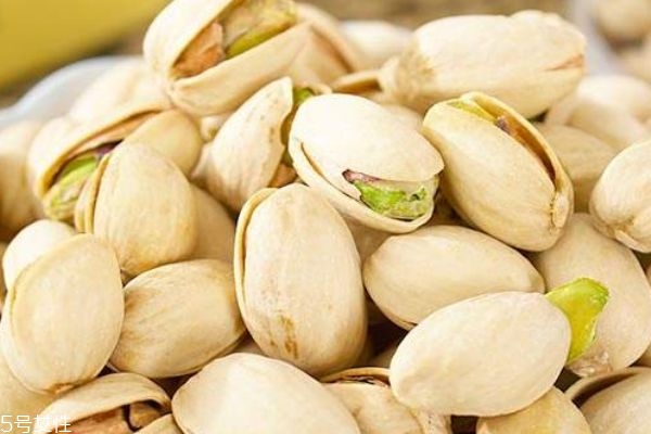 開心果不能和什么一起吃 開心果的功效和作用 開心果不能和什么一起吃 開心果的功效和作用