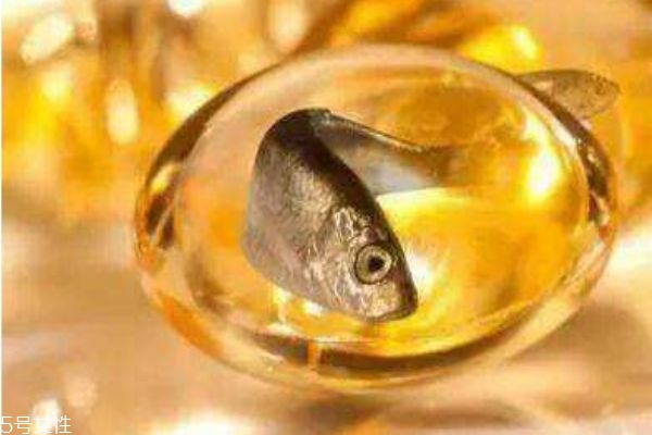 魚肝油能和鈣一起吃嗎 可以幫助鈣質吸收 魚肝油能和鈣一起吃嗎 可以幫助鈣質吸收