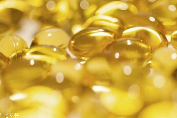 魚(yú)肝油的功效和作用 魚(yú)肝油能長(zhǎng)期吃嗎 魚(yú)肝油的功效和作用 魚(yú)肝油能長(zhǎng)期吃嗎